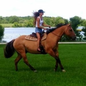 Meet your Posher, Violet